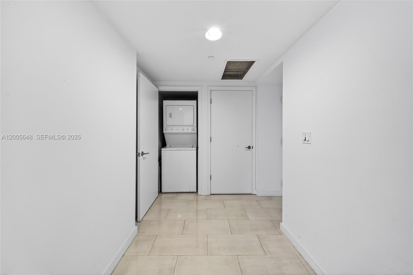 500 Brickell Avenue 501, Miami, FL 33131 photo 13