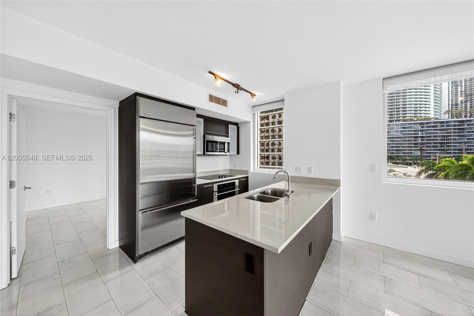 500 Brickell Avenue 501, Miami, FL 33131 photo 16