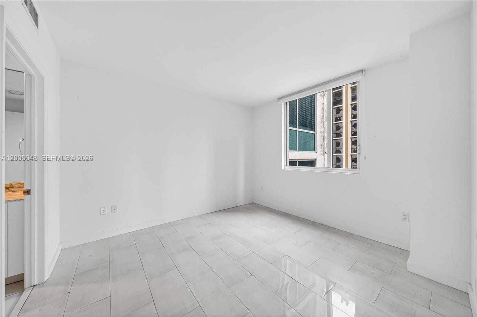 500 Brickell Avenue 501, Miami, FL 33131 photo 19
