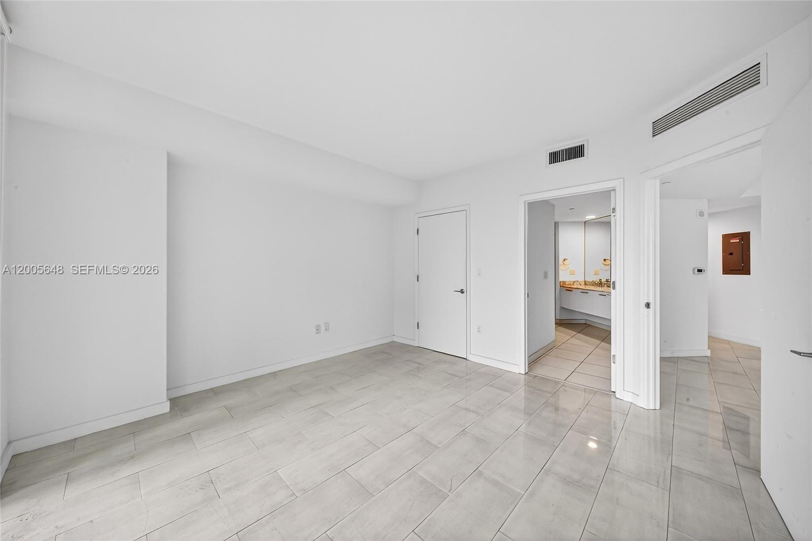 500 Brickell Avenue 501, Miami, FL 33131 photo 24