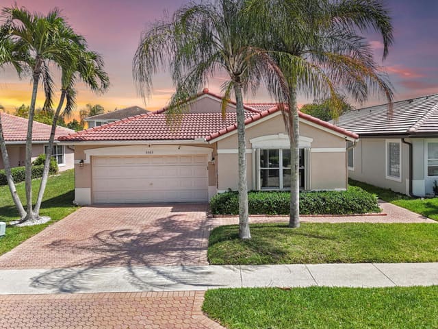 5563 NW 125th Terrace, sold in Wyndham Lakes North, Coral Springs, FL