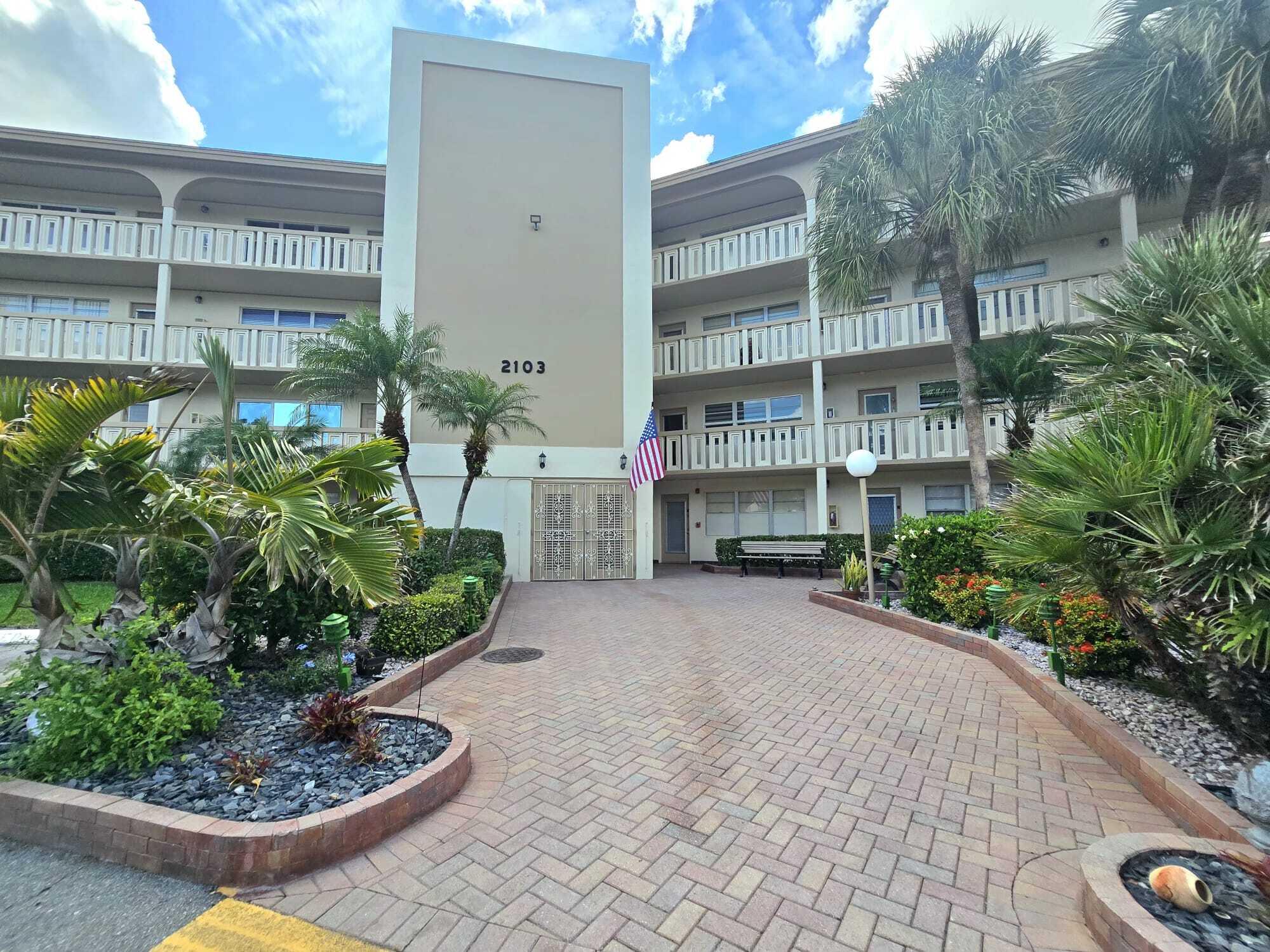 2103 Lucaya Bend E2, Coconut Creek, FL 33066 photo 28