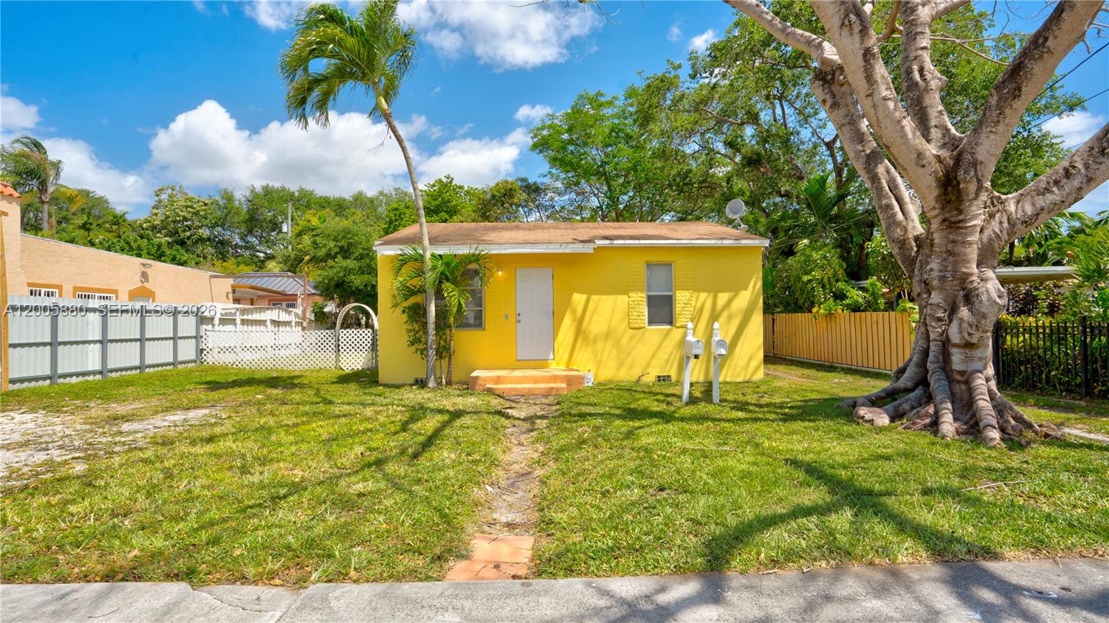 1085 NE 128th Street FRONT, North Miami, FL 33161, North Miami