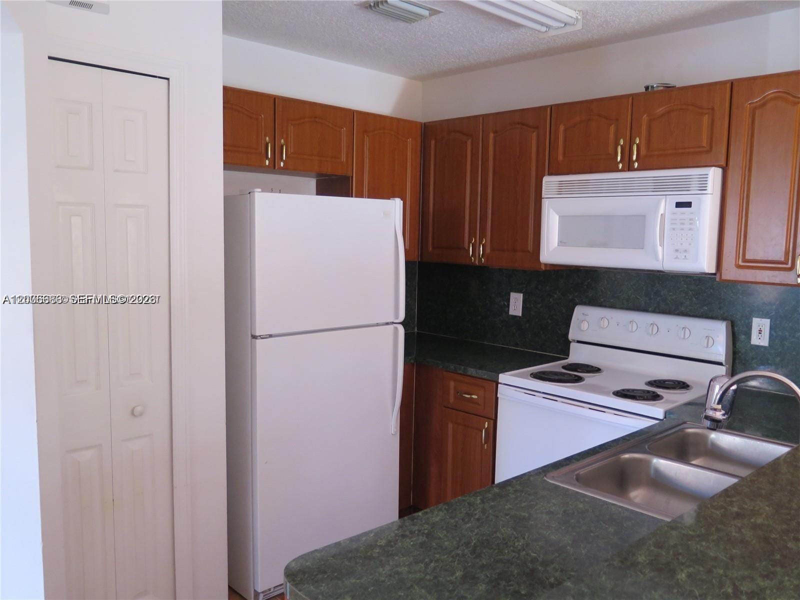 6202 NW 116th Place 443, Doral, FL 33178 photo 5