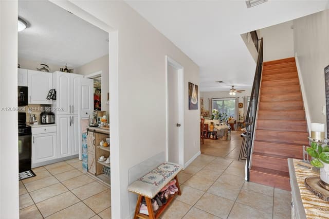 8330 SW 154th Avenue 35, Miami, FL 33193