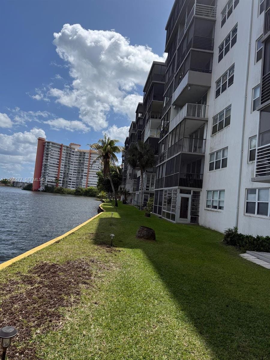 1175 NE Miami Gardens Drive 703, Miami, FL 33179 photo 18