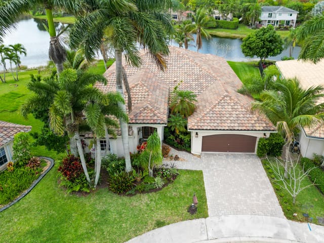 712 Verona Court, sold in Sector 4, Weston, FL