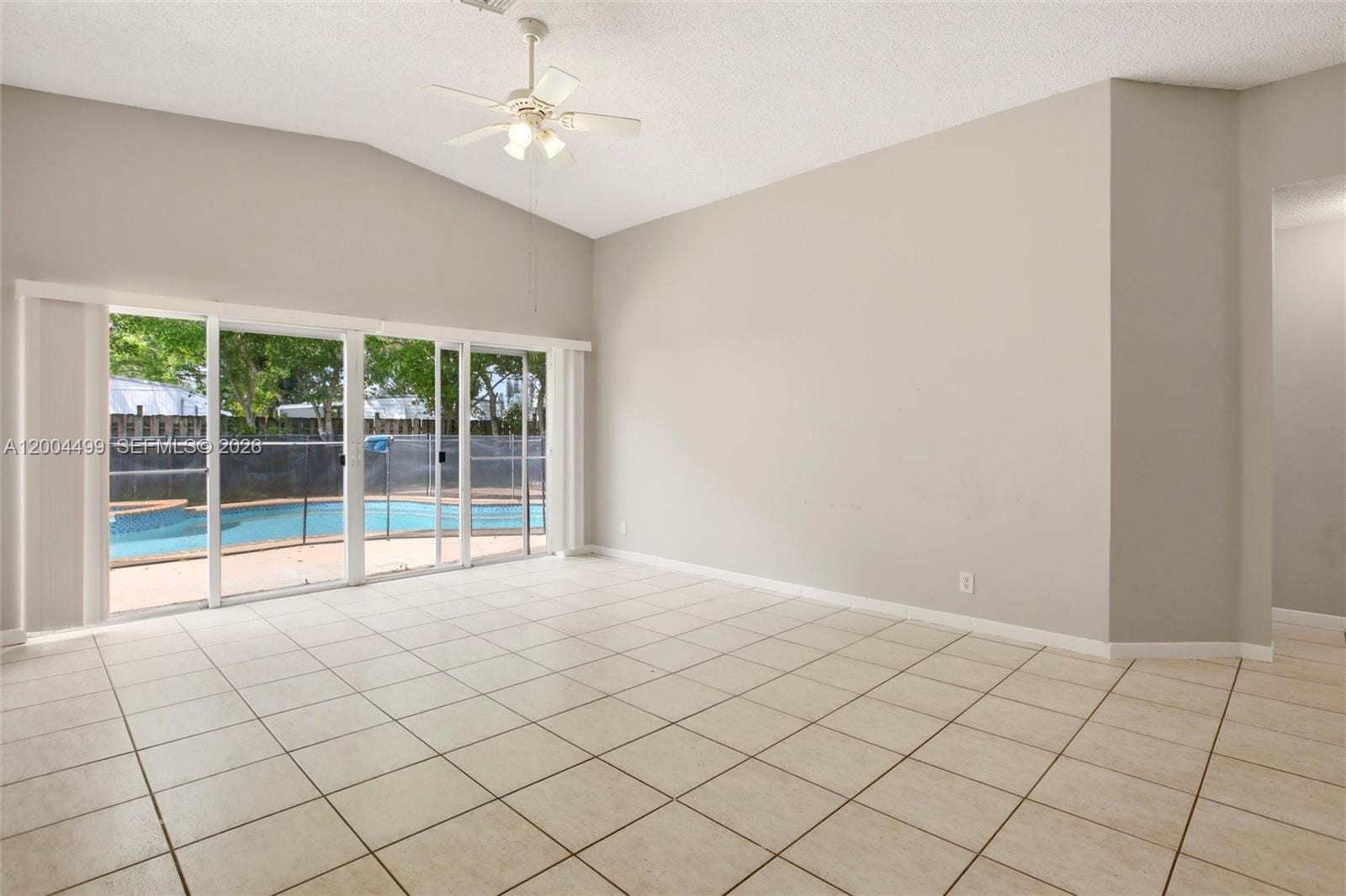 1414 E Harmony Lake Circle, Davie, FL 33324 photo 15