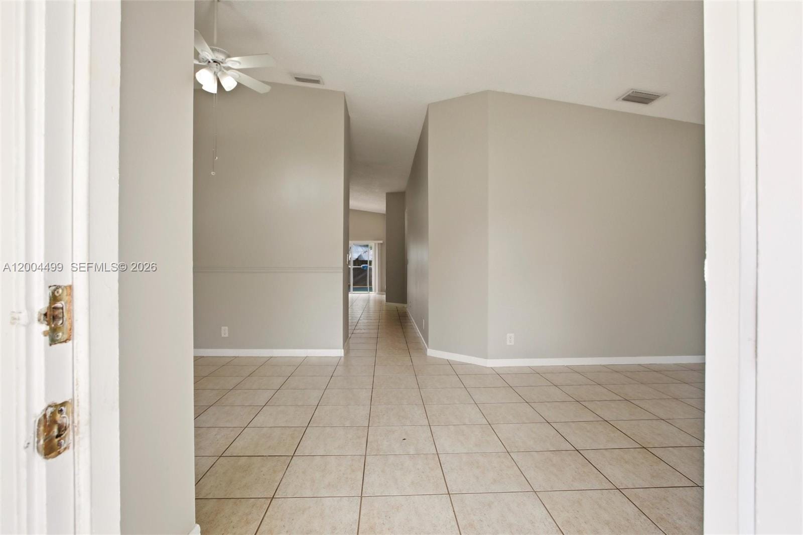 1414 E Harmony Lake Circle, Davie, FL 33324 photo 4