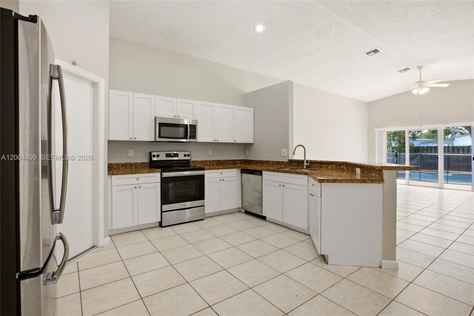 1414 E Harmony Lake Circle, Davie, FL 33324 photo 10