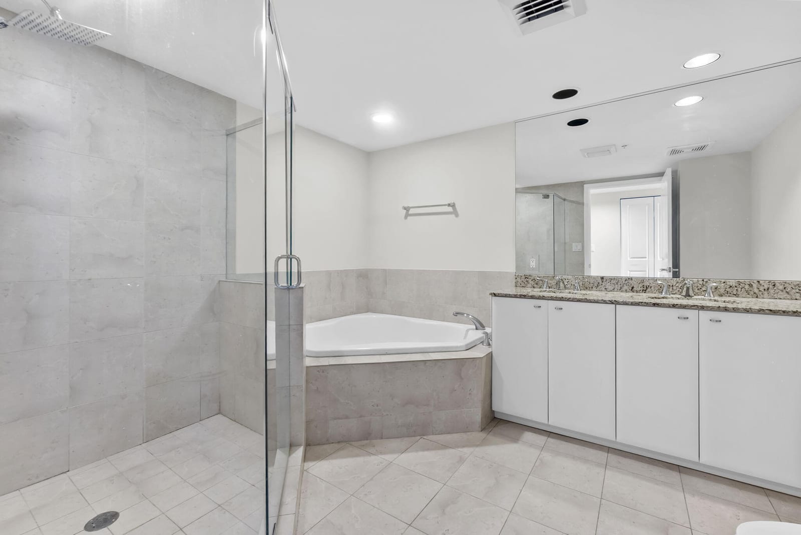 600 W Las Olas Boulevard 502s, Fort Lauderdale, FL 33312 photo 18