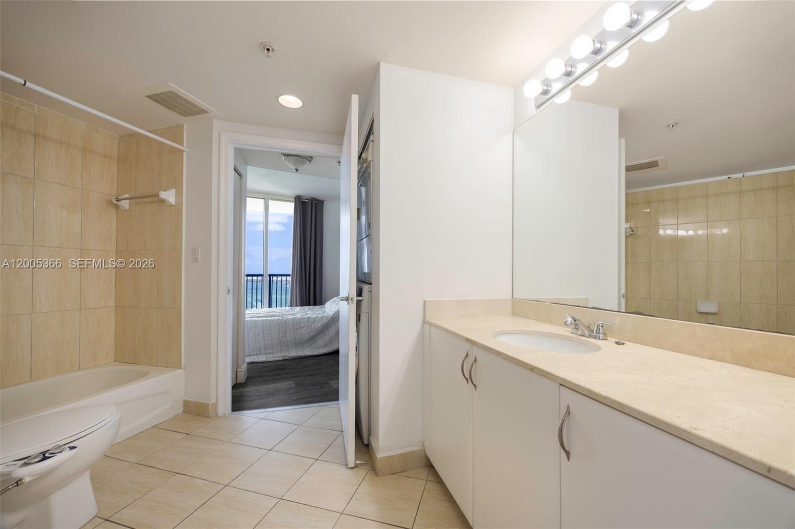 1750 N Bayshore Drive 3801, Miami, FL 33132 photo 16
