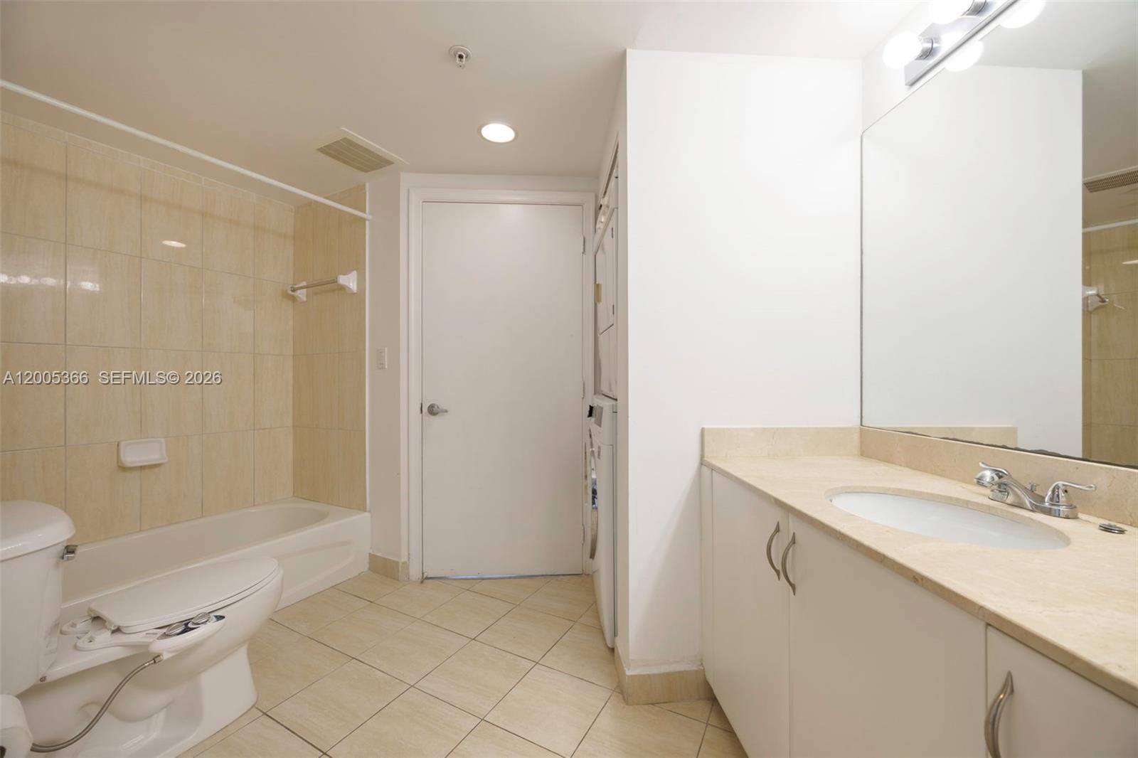1750 N Bayshore Drive 3801, Miami, FL 33132 photo 17