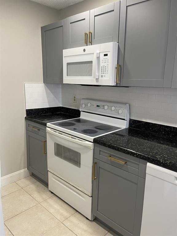 3662 N University Drive F-7, Coral Springs, FL 33065, Coral Springs