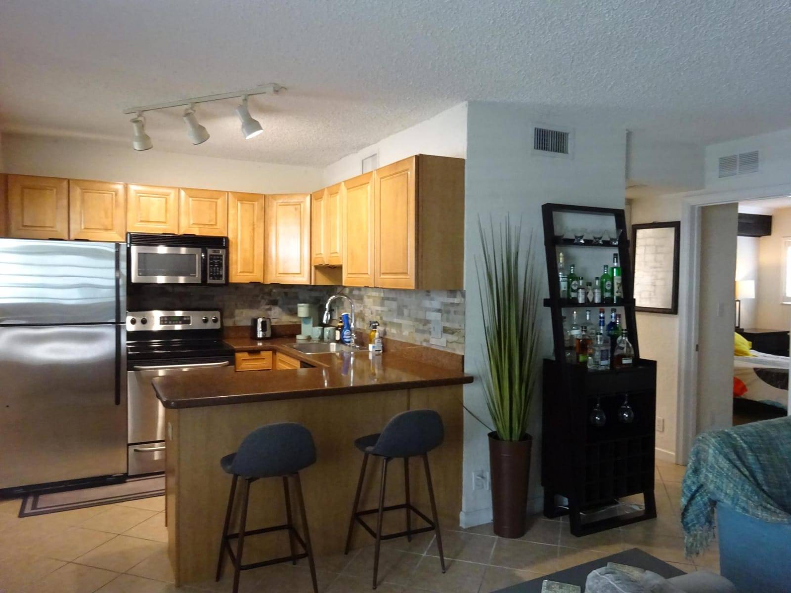 2660 NE 8th Avenue 208 — photo 3