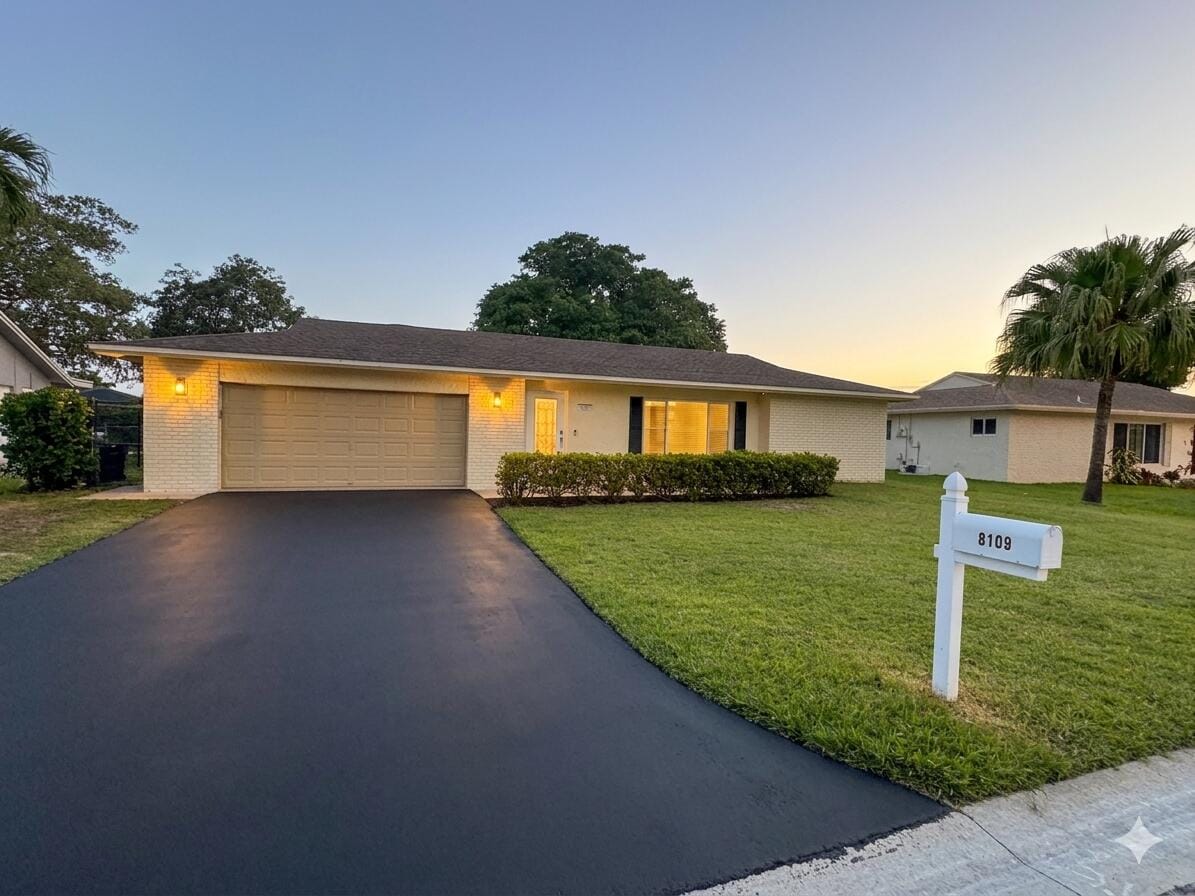 3 bedroom home for sale at 8109 94th, Tamarac, FL 33321 — $550,000