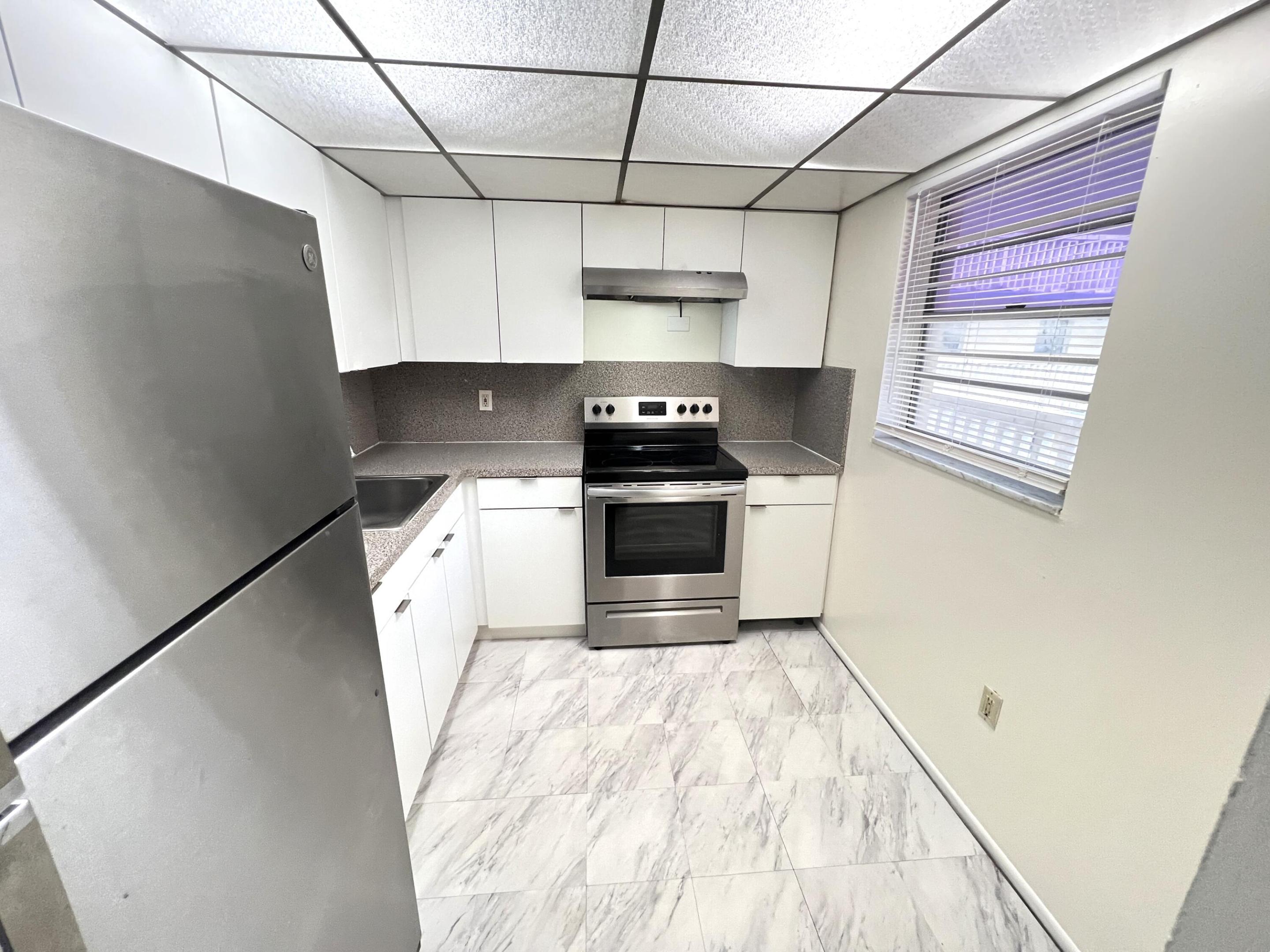 15600 NW 7th Avenue 516, Miami, FL 33169, Miami