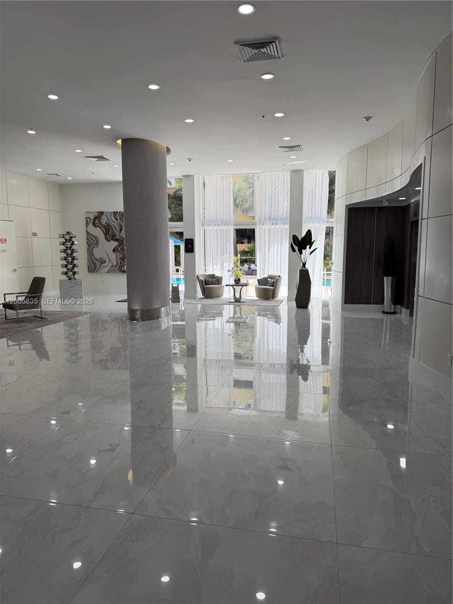 18800 NE 29th Avenue 419, Aventura, FL 33180 photo 21