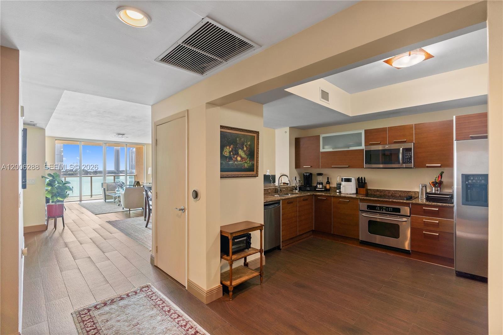 3330 NE 190th Street 712, Aventura, FL 33180 photo 13