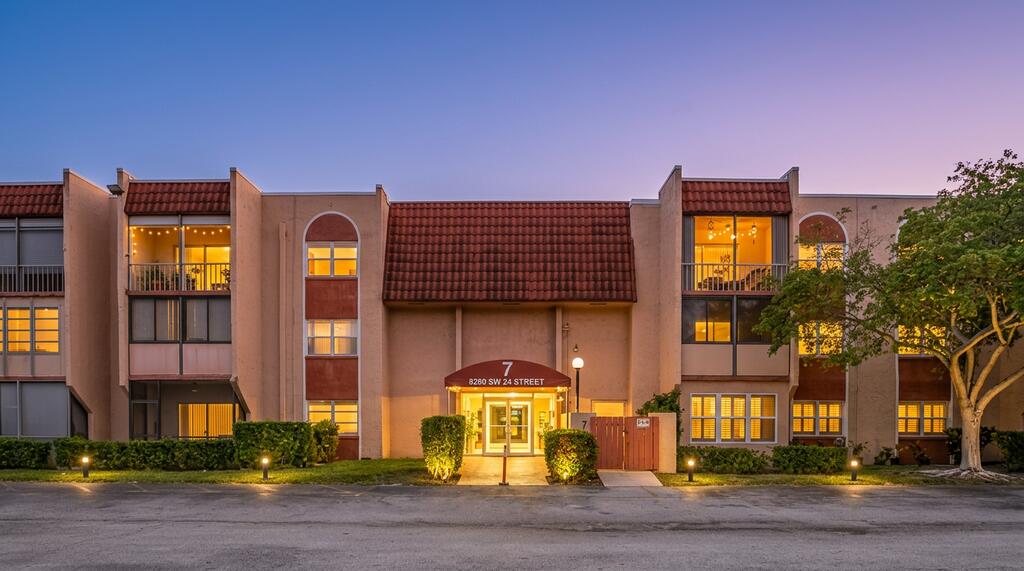 8280 SW 24th Street 7210, North Lauderdale, FL 33068, North Lauderdale