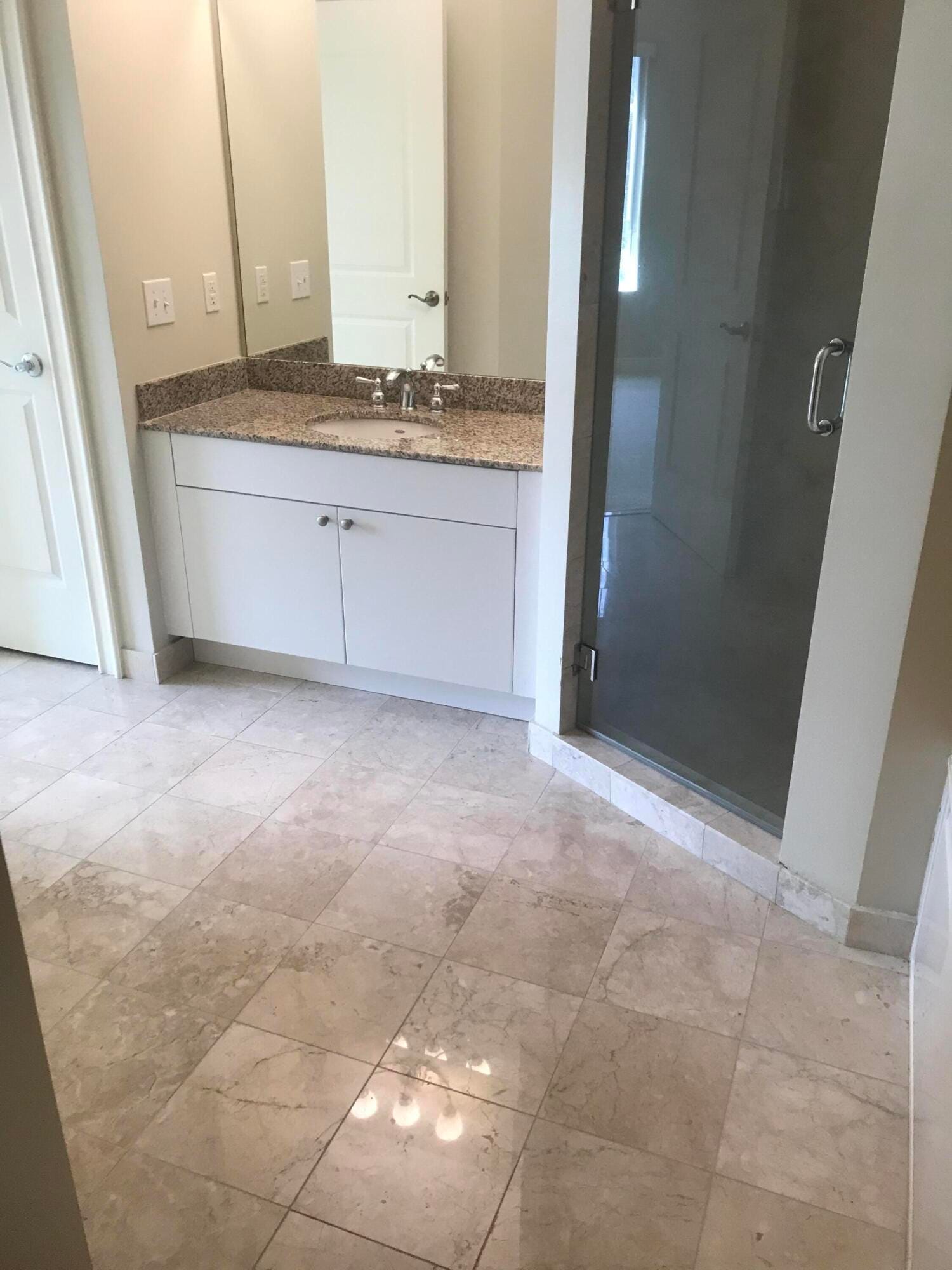 16102 Emerald Estates Drive 212 — photo 9