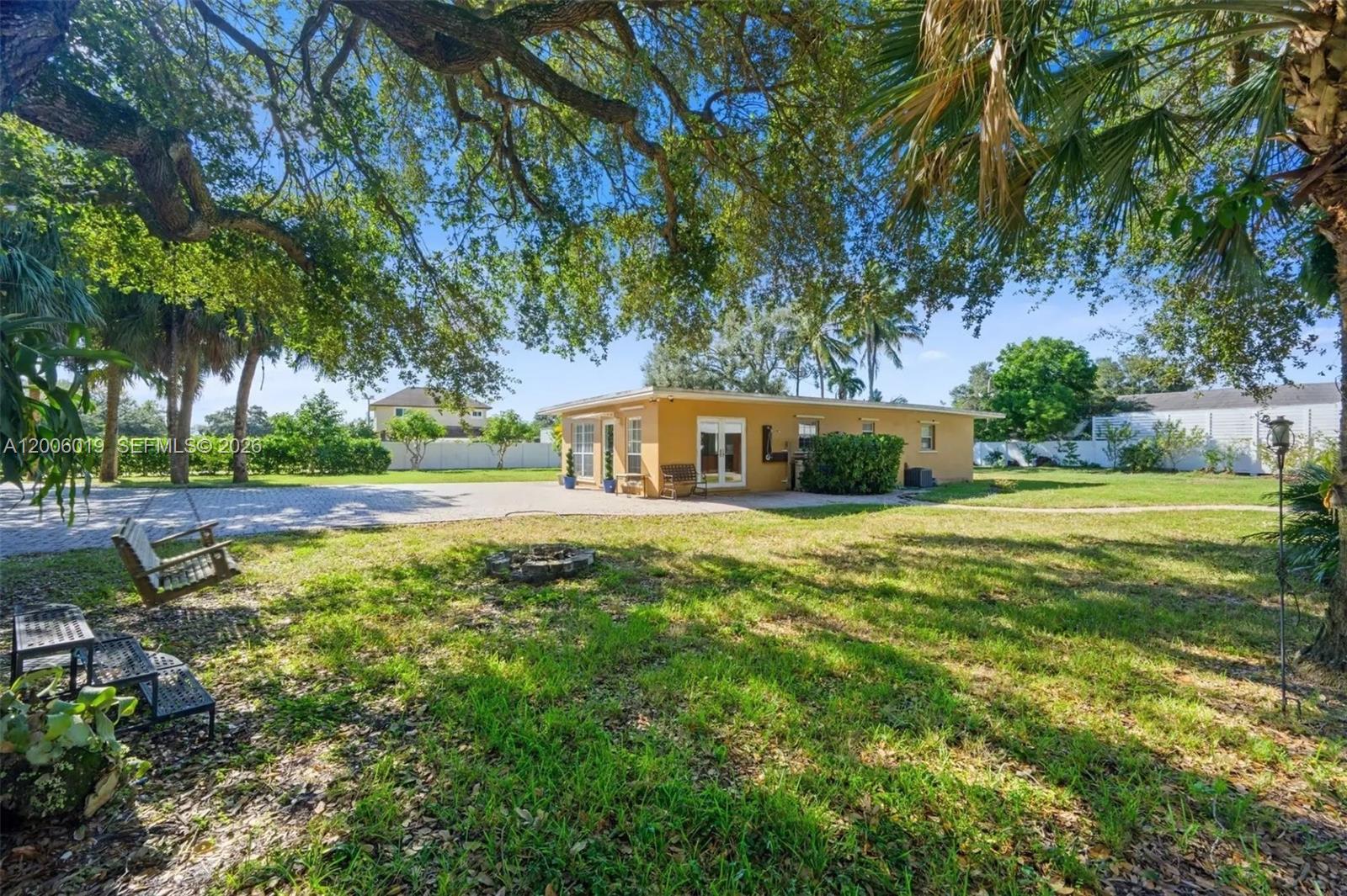 4001 SW 73rd Avenue, Davie, FL 33314, Davie