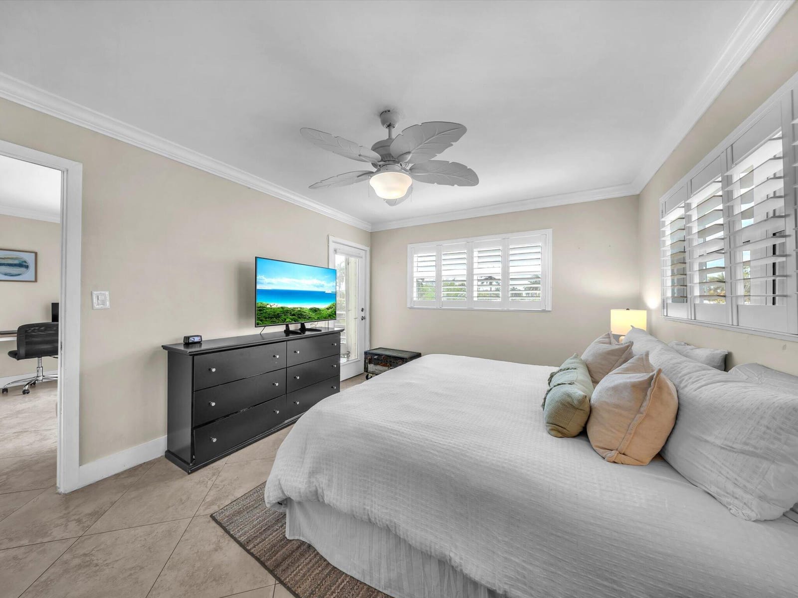 1461 S Ocean Boulevard 218, Lauderdale-By-The-Sea, FL 33062 photo 21