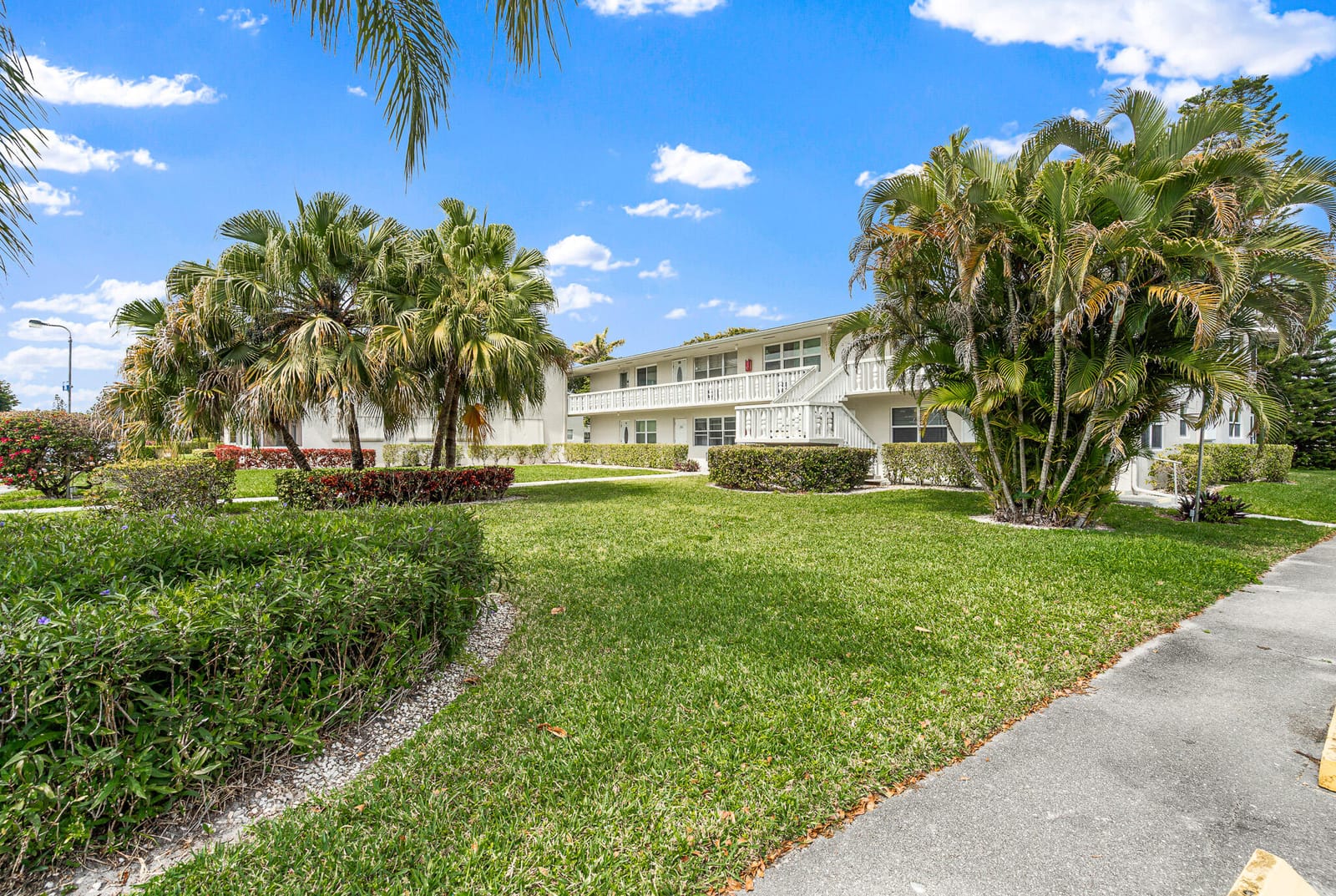 167 Cambridge G, West Palm Beach, FL 33417 photo 16