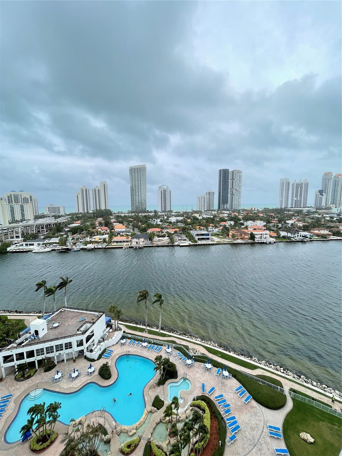 19101 NE 36th Place 1709, Aventura, FL 33180, Aventura