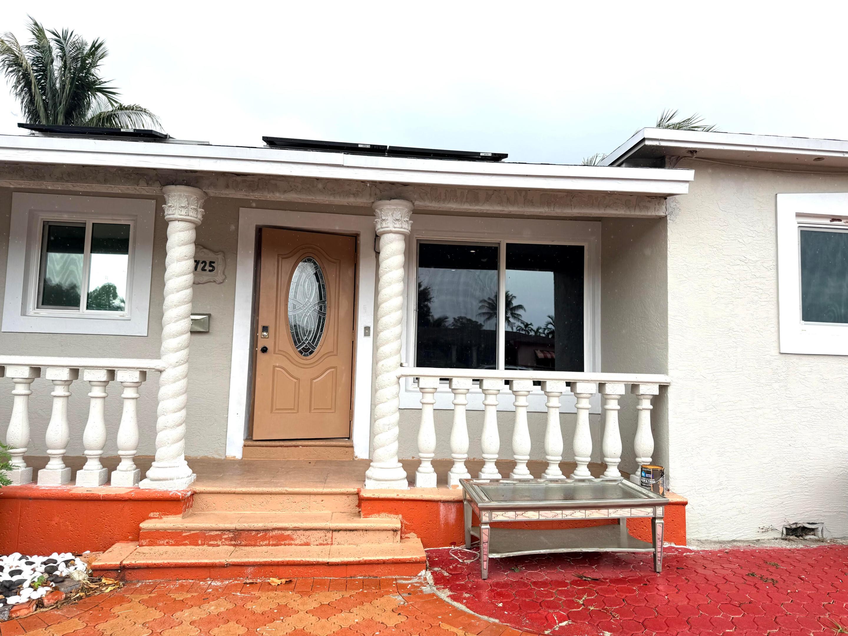 14725 NE 8th Avenue, Miami, FL 33161, Miami