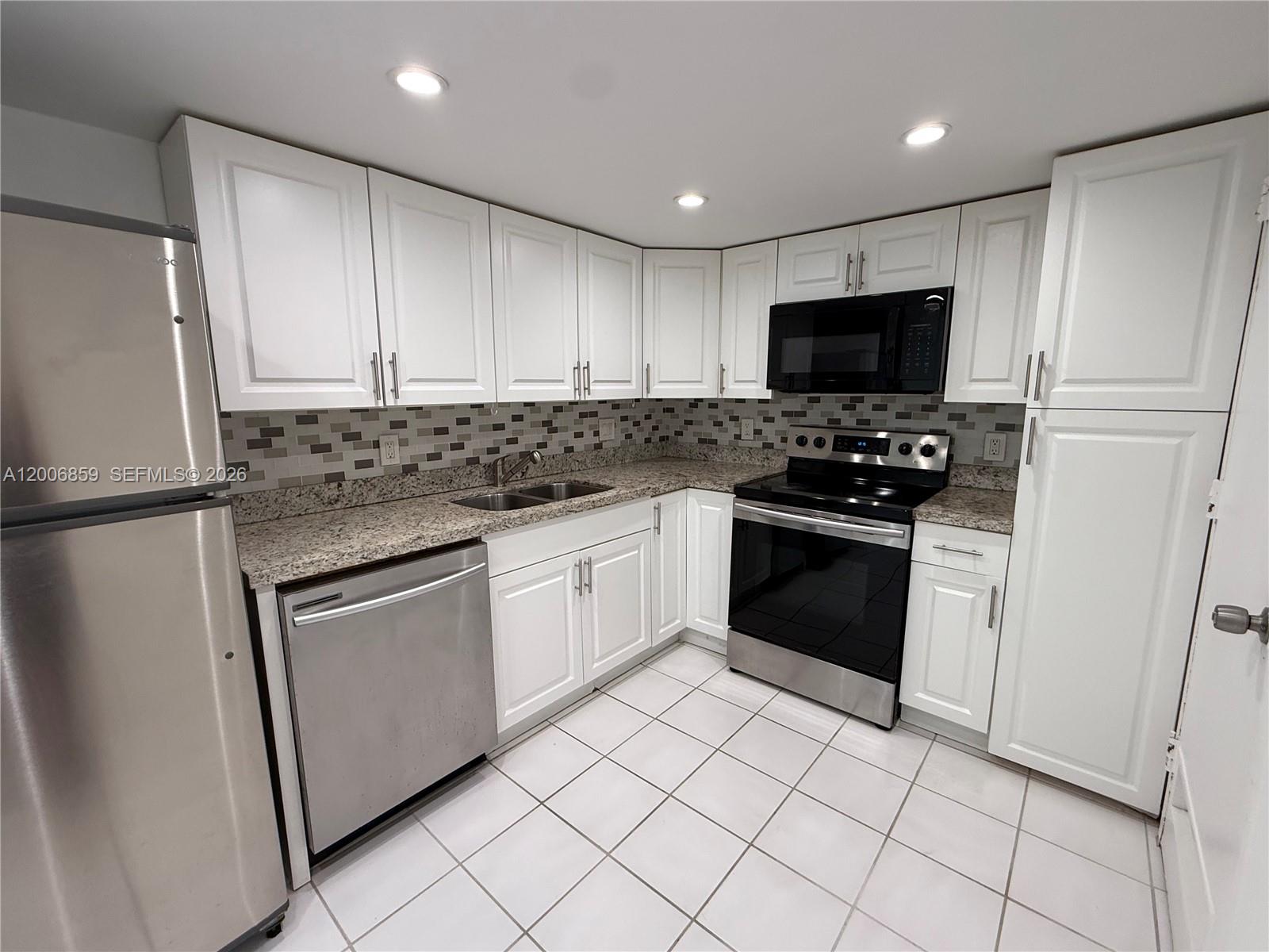 400 Kings Point Drive 608, Sunny Isles Beach, FL 33160, Sunny Isles Beach