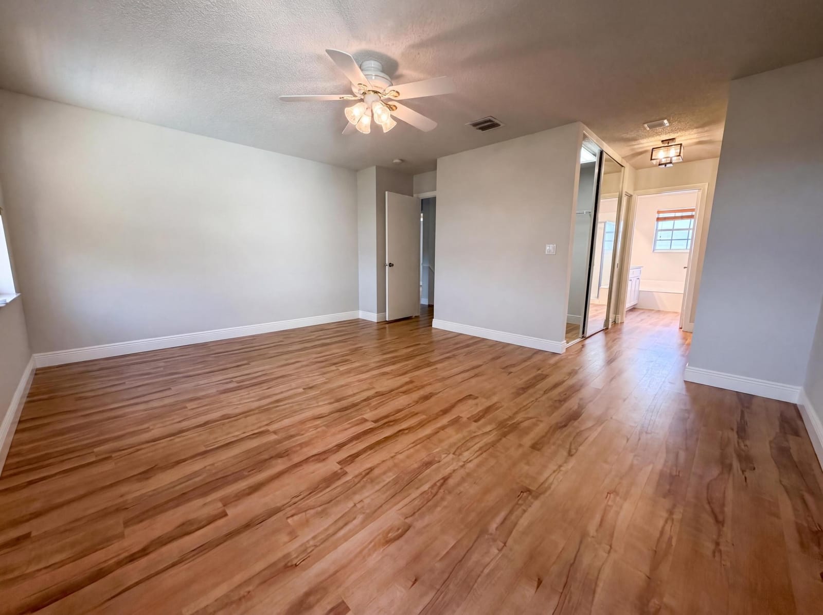 7722 Oak Grove — photo 4