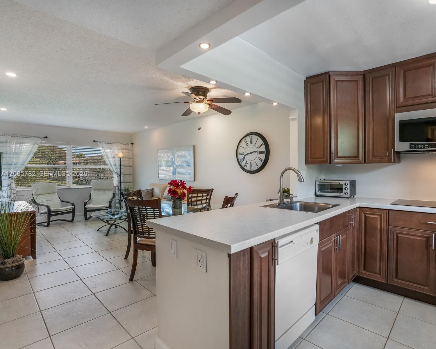 3506 NW 49th Avenue 511, Lauderdale Lakes, FL 33319, Lauderdale Lakes