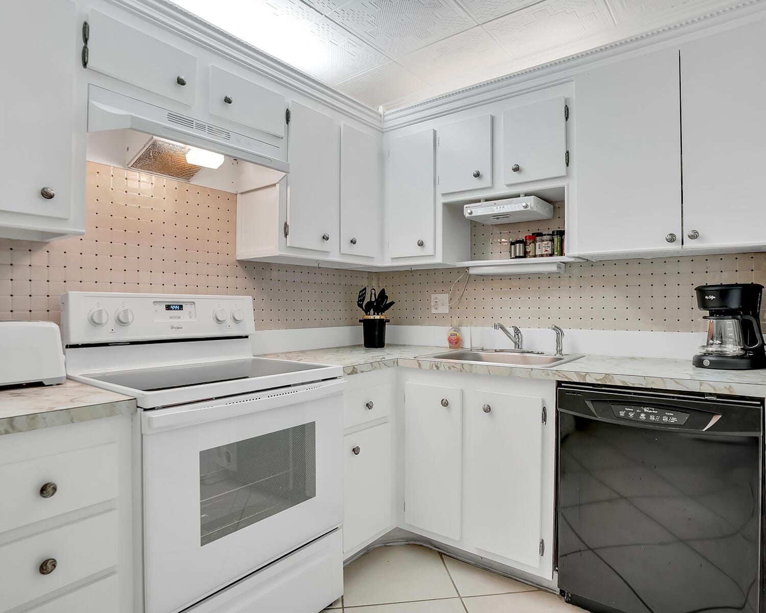 2061 NW 47th Terrace 103 — photo 11