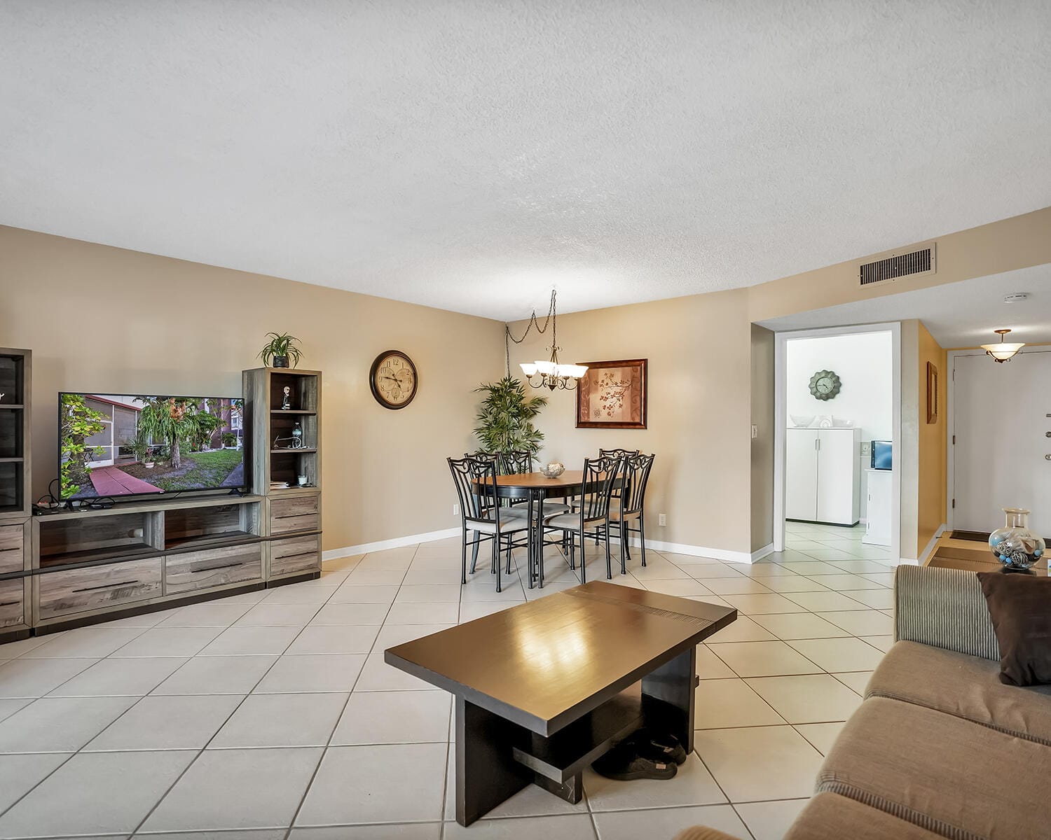 2061 NW 47th Terrace 103, Lauderhill, FL 33313 photo 16