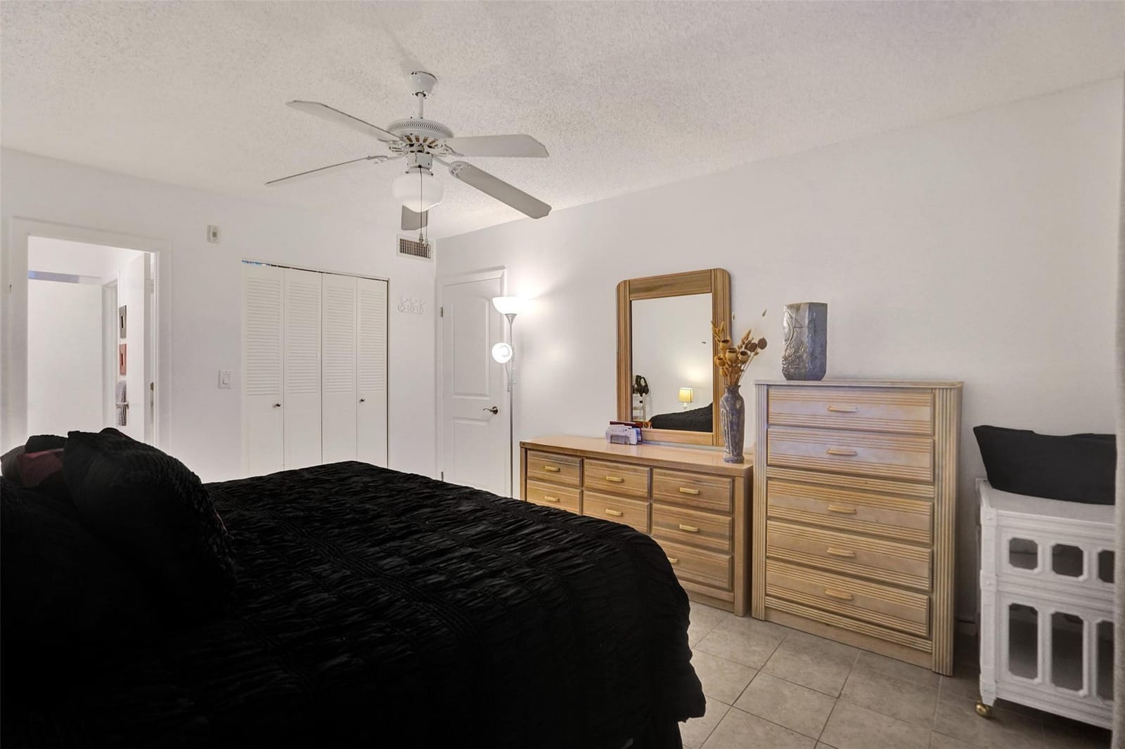 4706 NW 36th Street 409, Lauderdale Lakes, FL 33319 photo 19