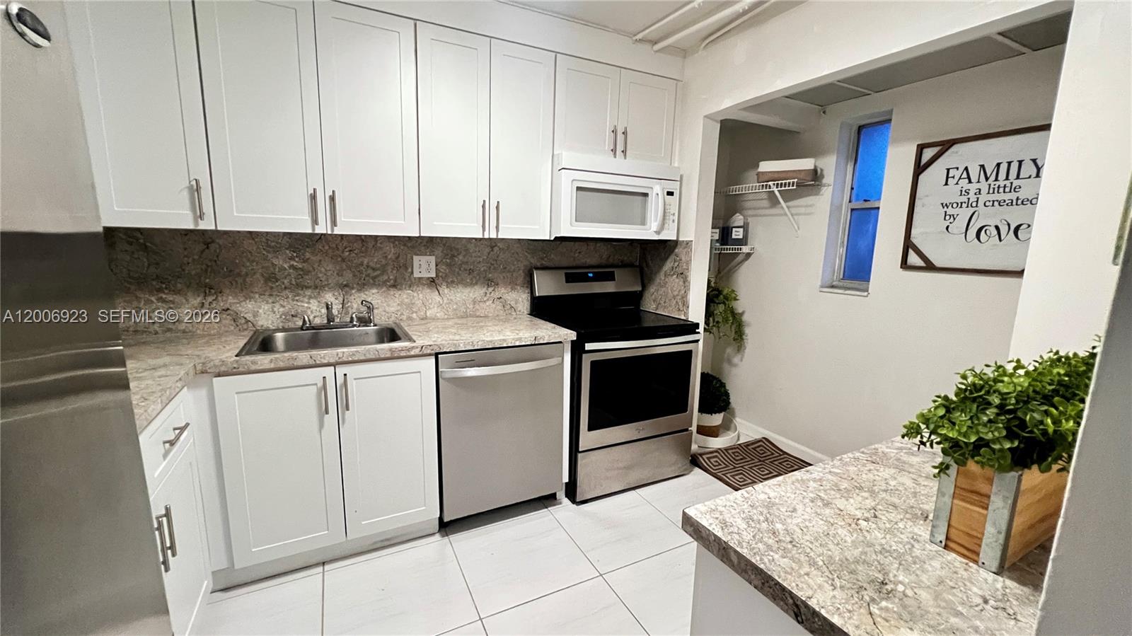 8060 Fairview Drive 101, Tamarac, FL 33321, Tamarac