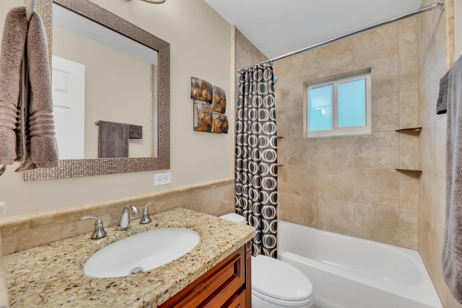 2401 NE 17th Terrace, Wilton Manors, FL 33305 photo 13