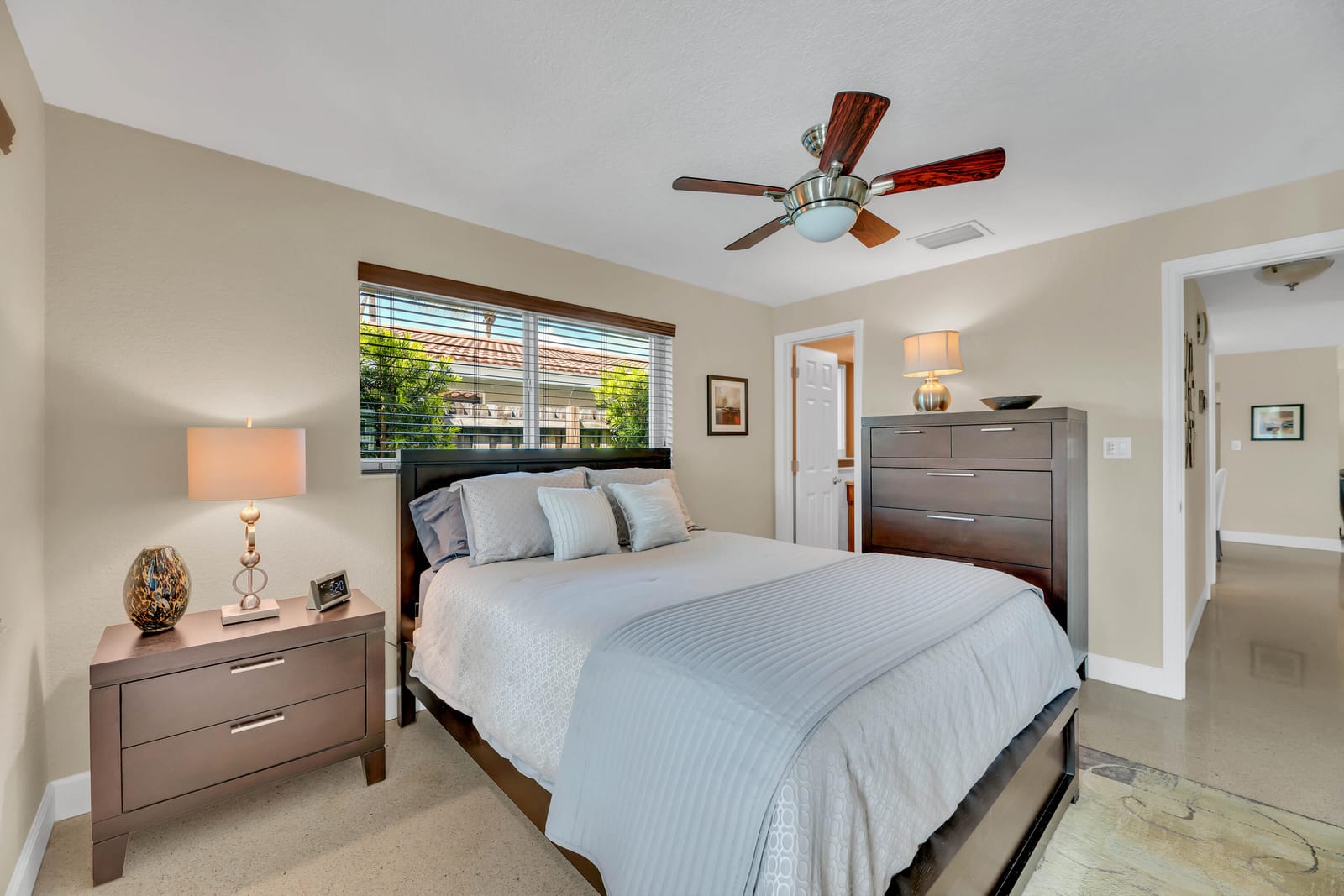 2401 NE 17th Terrace, Wilton Manors, FL 33305 photo 17
