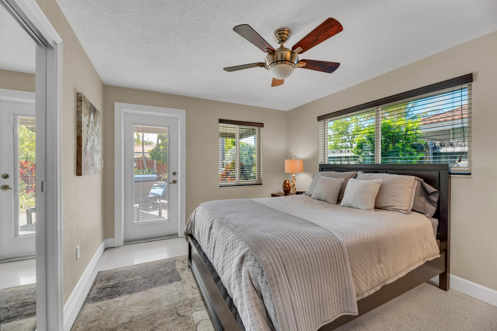 2401 NE 17th Terrace, Wilton Manors, FL 33305 photo 18