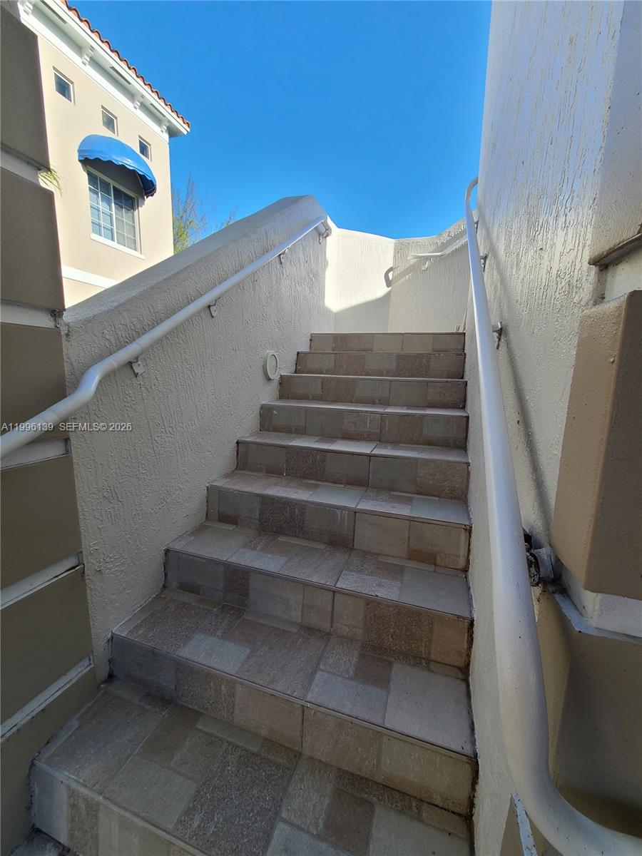 12940 SW 128th Street 202 — photo 4