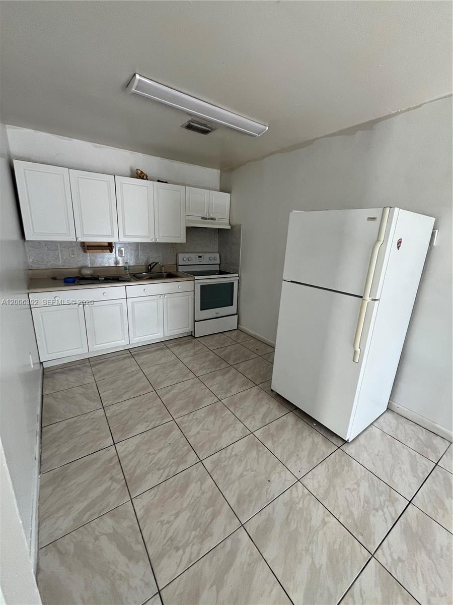 334 E 21st Street 5, Hialeah, FL 33010, Hialeah