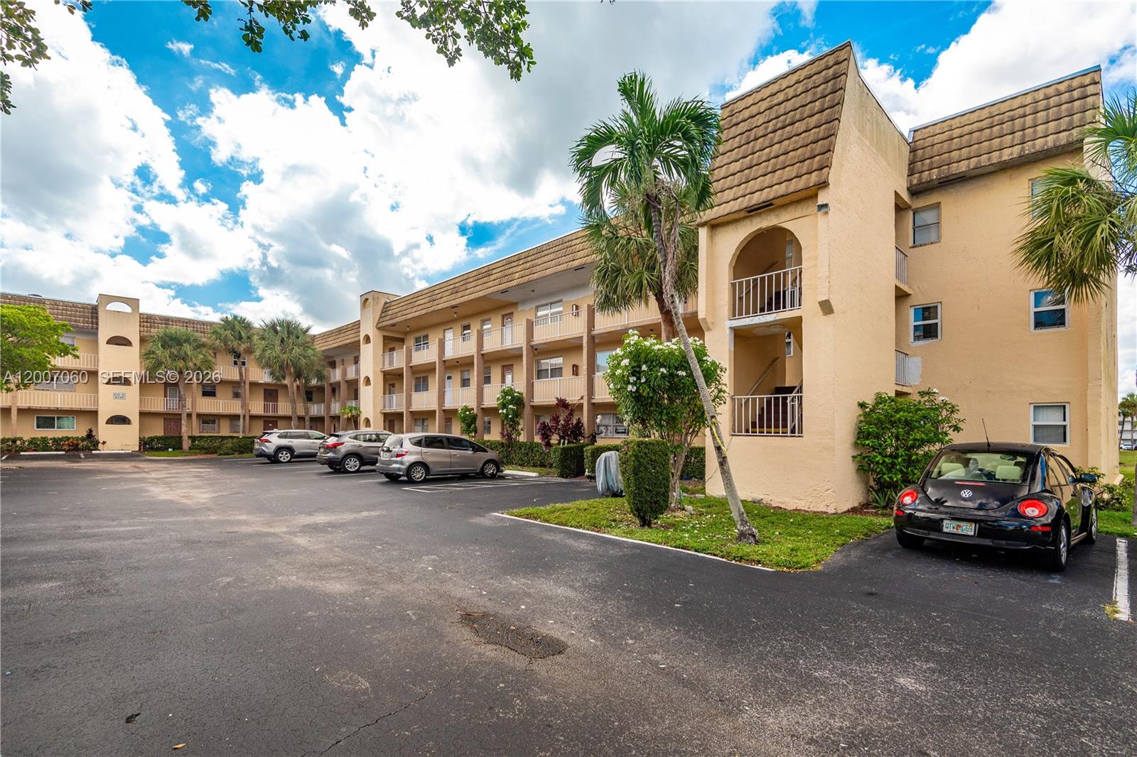 8345 Sunrise Lakes Boulevard 210, Sunrise, FL 33322, Sunrise