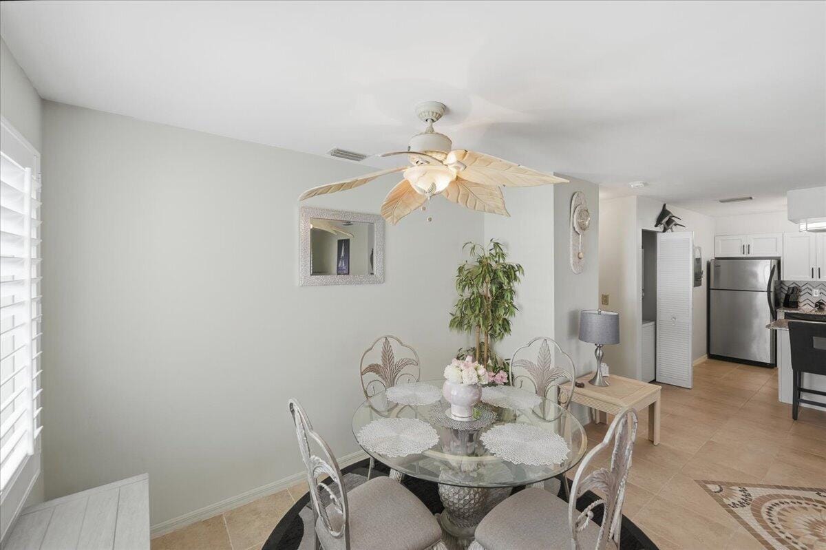 103 SE Village Drive — photo 5