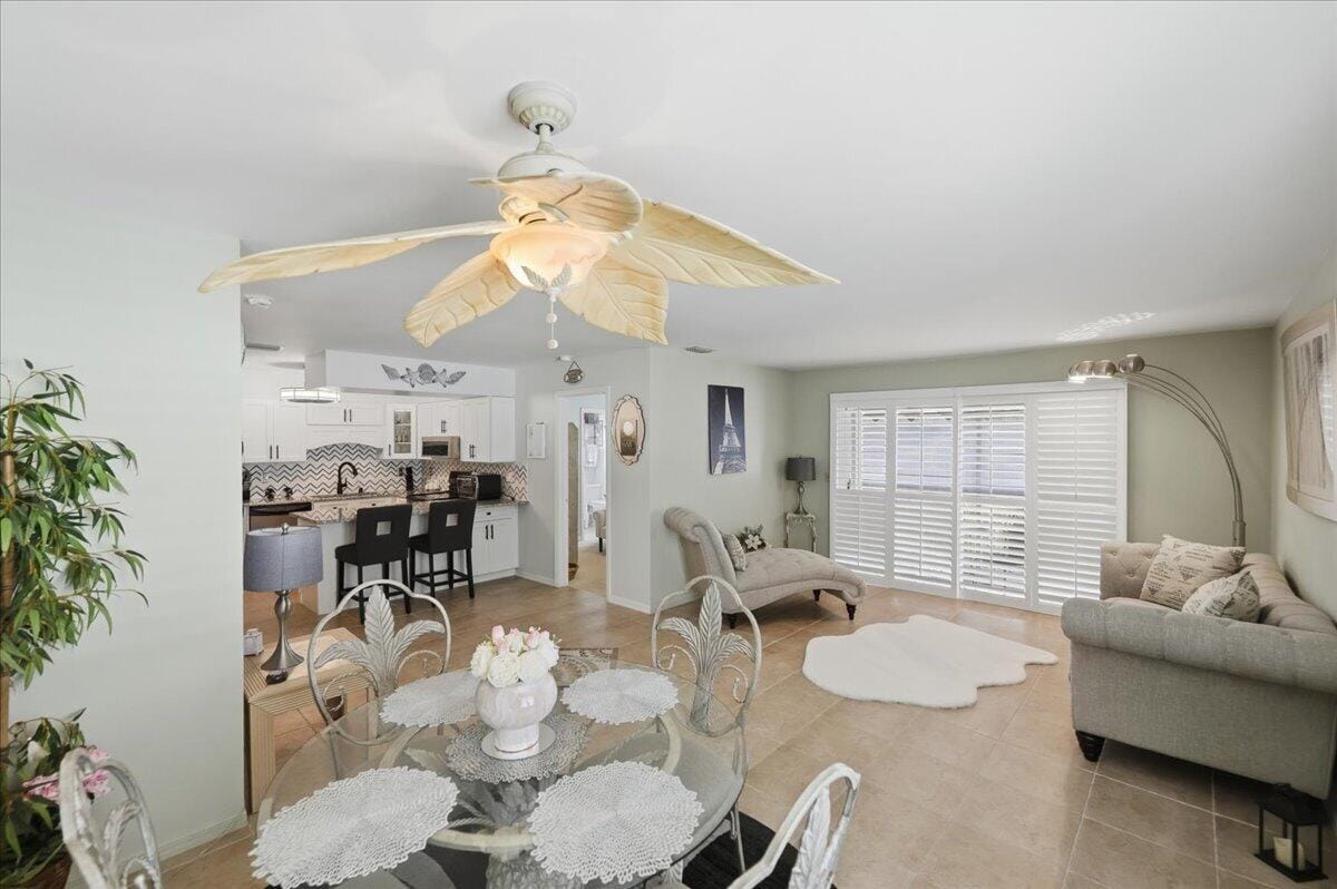 103 SE Village Drive — photo 10