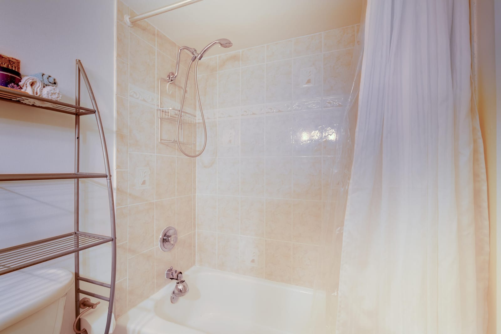 430 Golden Isles Drive 301, Hallandale Beach, FL 33009 photo 26