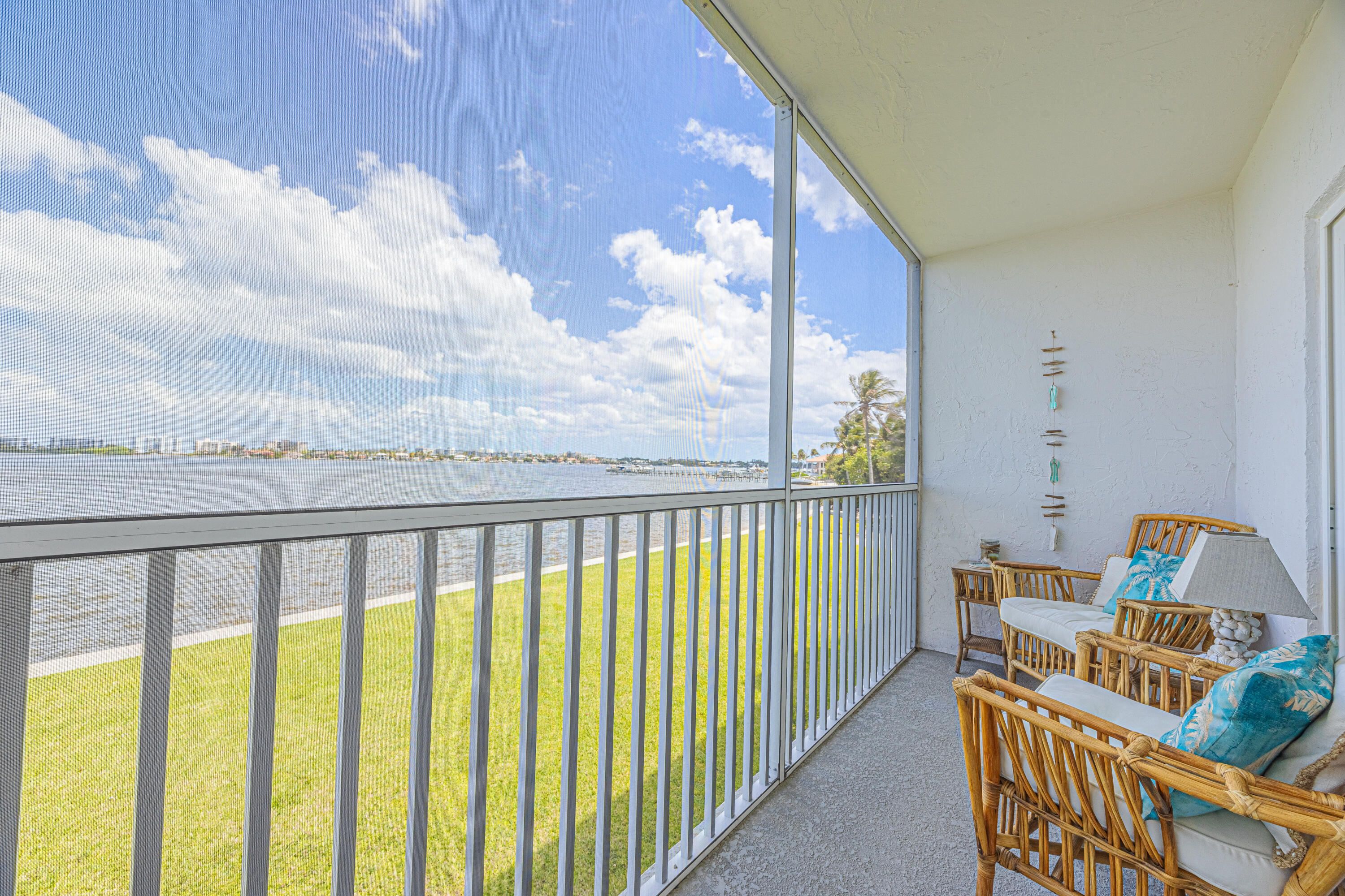 1516 S Lakeside Drive 203, Lake Worth Beach, FL 33460, Lake Worth Beach