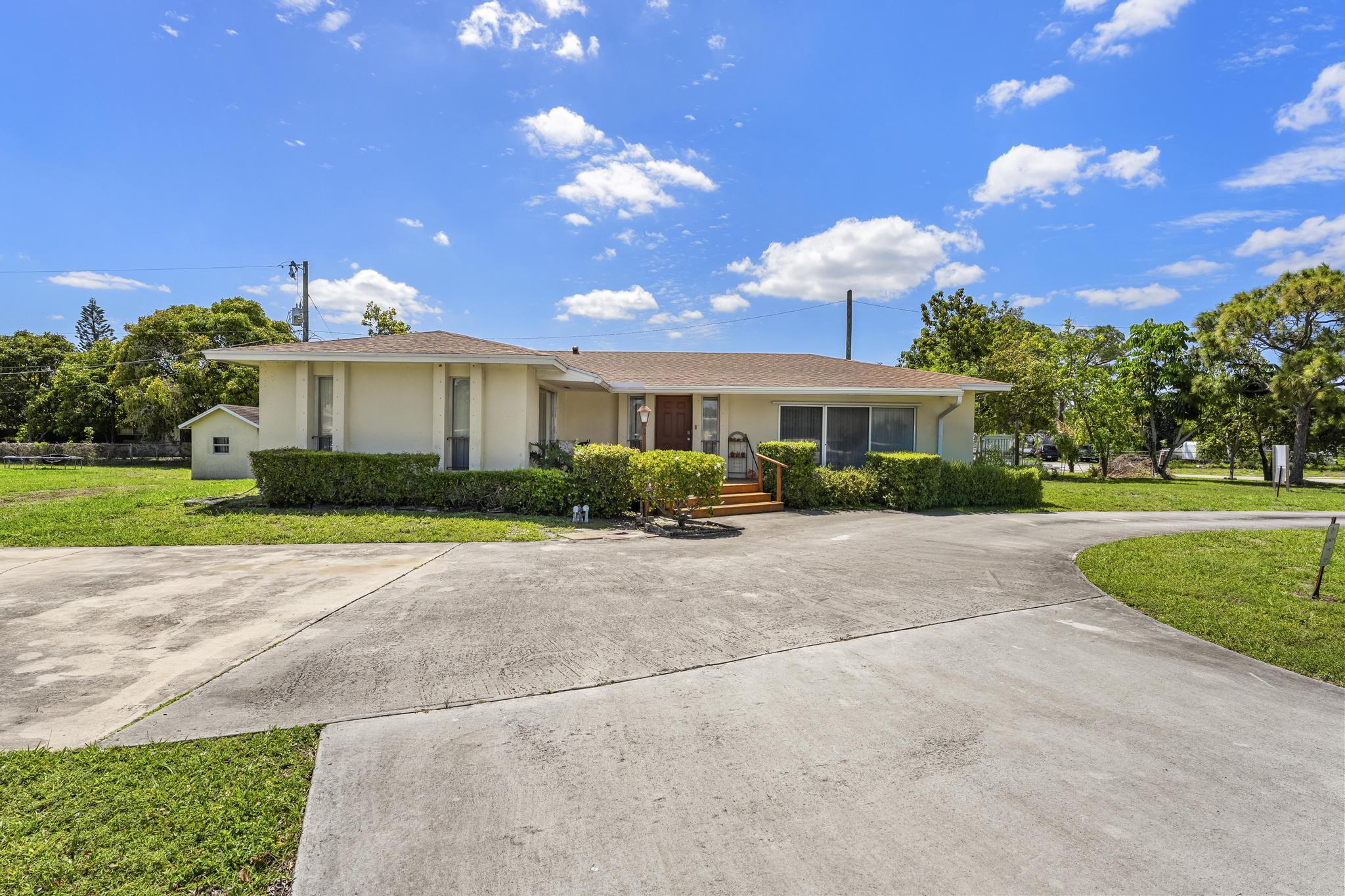 1675 E Breezy Lane, West Palm Beach, FL 33417, West Palm Beach