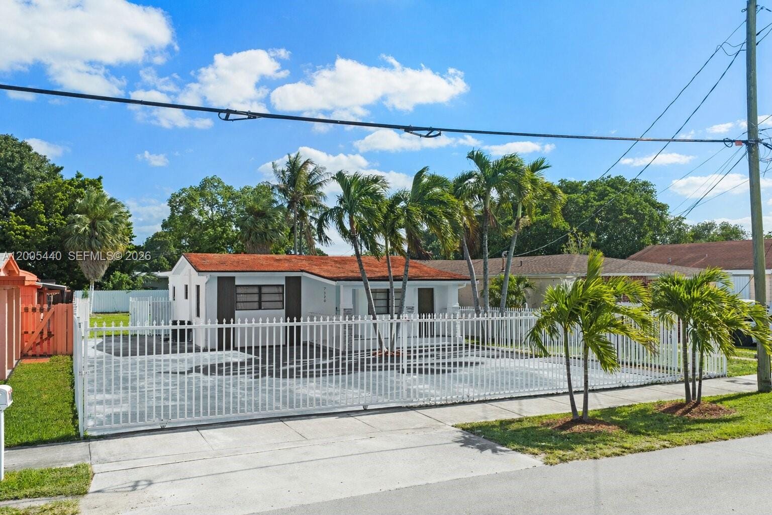 7120 SW 21st Street — photo 2