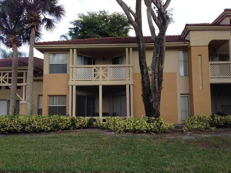 4823 Via Palm Lakes 1315 — photo 2